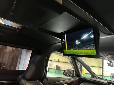 2023 Toyota ALPHARD — фото 4