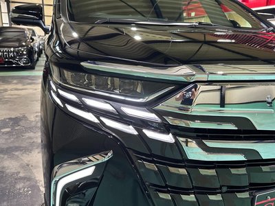 2023 Toyota ALPHARD — миниатюра 31