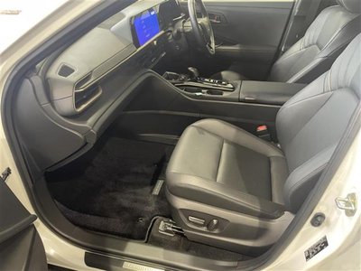 صورة مصغرة 22 لـ 2023 Toyota CROWN SPORT
