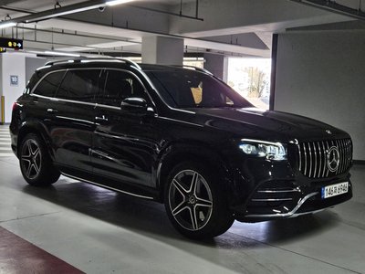 MERCEDES-BENZ GLS - 2