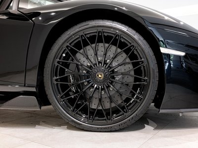 LAMBORGHINI AVENTADOR ROADSTER - 10
