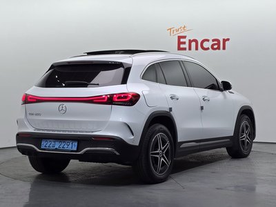 MERCEDES-BENZ EQA - 3