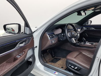 BMW 7 SERIES - 10