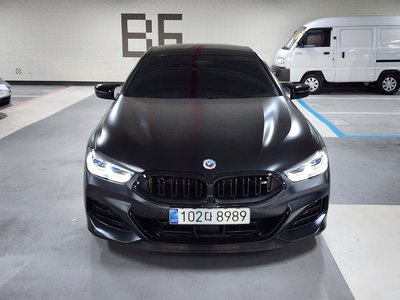 BMW 8 SERIES - 2