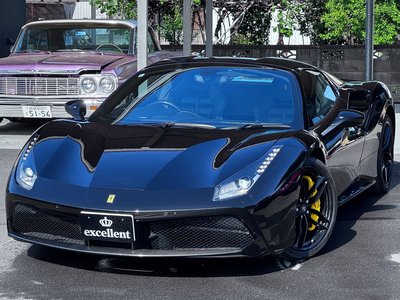 FERRARI 488 - 1