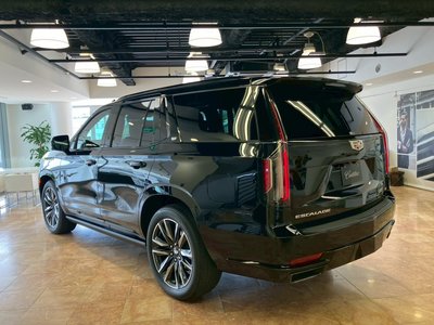 CADILLAC ESCALADE - 7