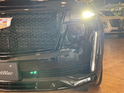 CADILLAC ESCALADE - 10