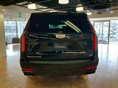CADILLAC ESCALADE - 6