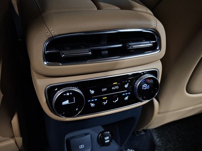 2023 Genesis GV80 thumbnail 25