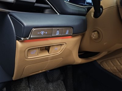 2023 Genesis GV80 thumbnail 23