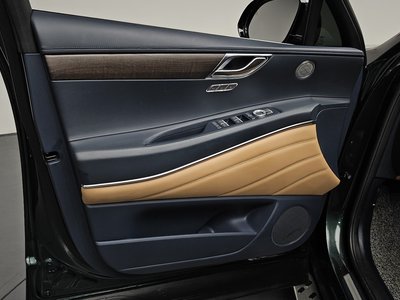 2023 Genesis GV80 thumbnail 14