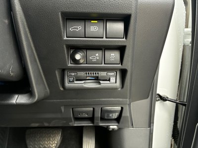 2023 Toyota LAND CRUISER 300 — миниатюра 21
