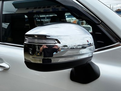 2023 Toyota LAND CRUISER 300 — миниатюра 12