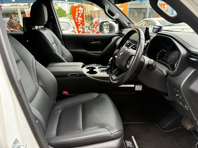 2023 Toyota LAND CRUISER 300 — миниатюра 18