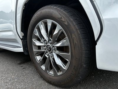 2023 Toyota LAND CRUISER 300 — миниатюра 16