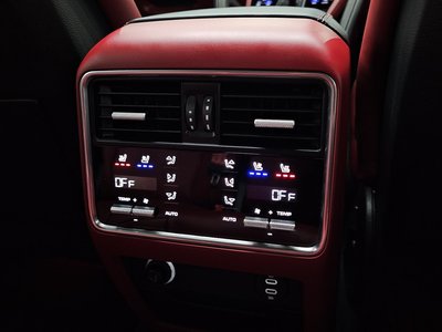 صورة مصغرة 33 لـ 2023 Porsche CAYENNE
