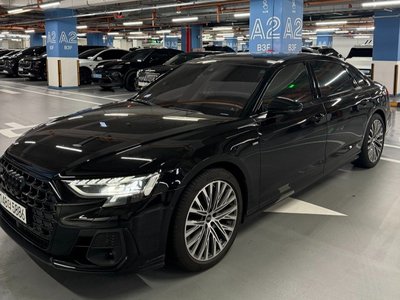 2022 AUDI A8 photo 6