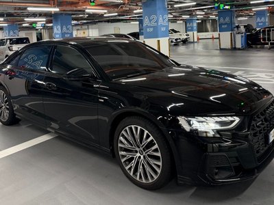 2022 AUDI A8 photo 7