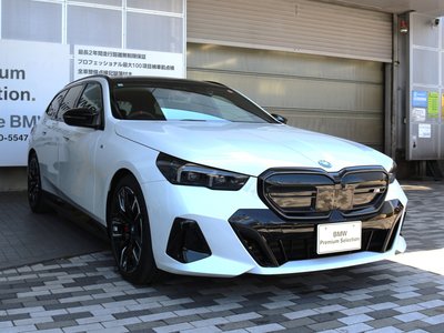 BMW I5 TOURING - 10