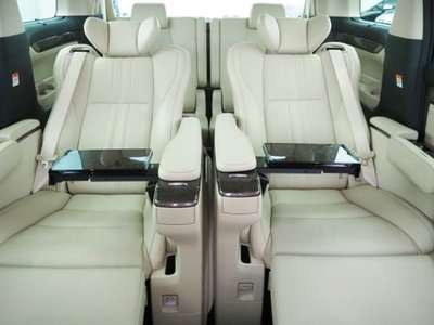 2022 Toyota ALPHARD thumbnail 22