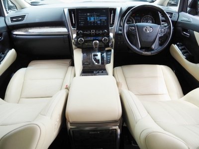 2022 Toyota ALPHARD thumbnail 17