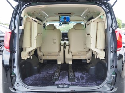 2022 Toyota ALPHARD thumbnail 32