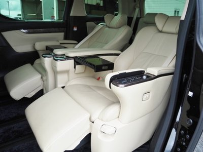 2022 Toyota ALPHARD thumbnail 24