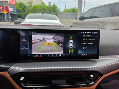 BMW I4 - 9