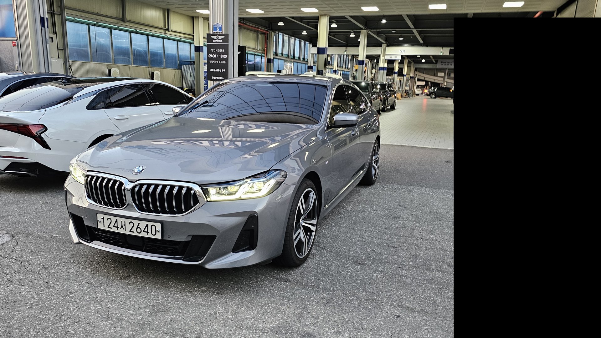 BMW 6 SERIES GT - View 1