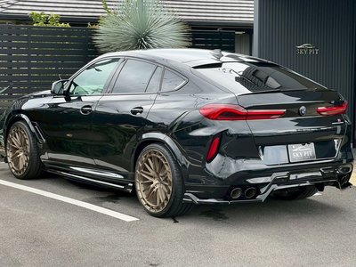 2021 BMW X6 M — миниатюра 12