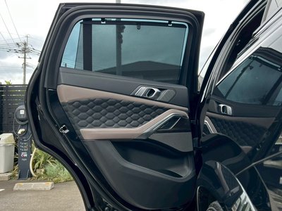 2021 BMW X6 M — миниатюра 37