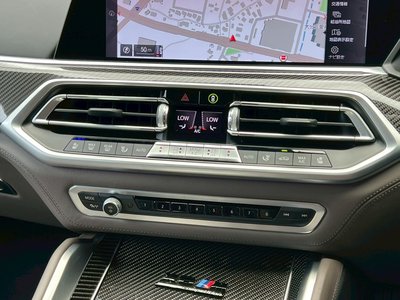 2021 BMW X6 M — миниатюра 45