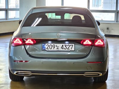 MERCEDES-BENZ E-CLASS - 2