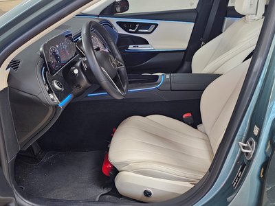 MERCEDES-BENZ E-CLASS - 8