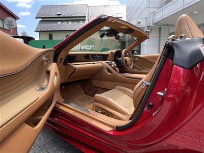 2023 Lexus LC — миниатюра 18