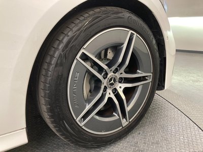 MERCEDES-BENZ E-CLASS - 5