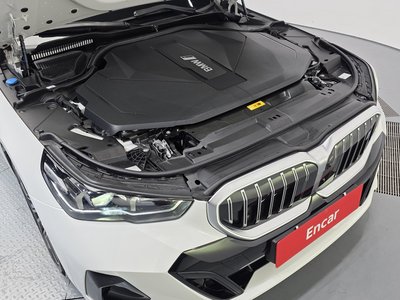 صورة 7 لـ 2024 BMW I5