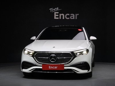 MERCEDES-BENZ E-CLASS - 2