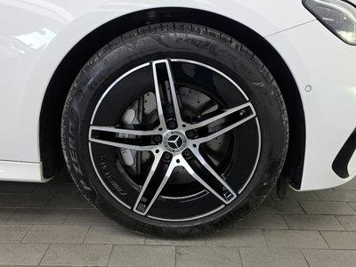 MERCEDES-BENZ E-CLASS - 6