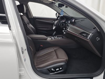 صورة مصغرة 11 لـ 2019 BMW 5 SERIES