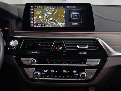 صورة مصغرة 14 لـ 2019 BMW 5 SERIES