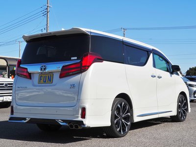 TOYOTA ALPHARD - 5