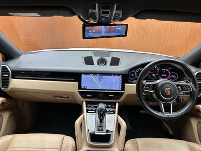 PORSCHE CAYENNE - 4