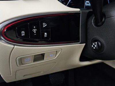 2023 Genesis GV70 thumbnail 26