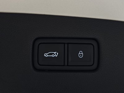 2023 Genesis GV70 thumbnail 21
