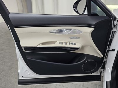2023 Genesis GV70 thumbnail 14