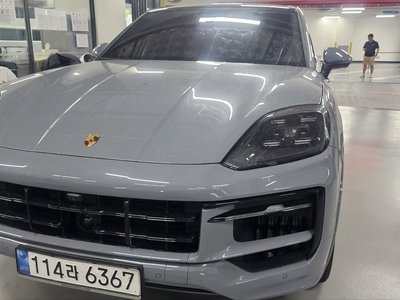 PORSCHE CAYENNE - 9