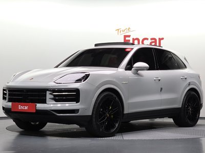 صورة 1 لـ 2025 Porsche CAYENNE