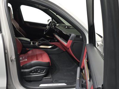 صورة مصغرة 11 لـ 2025 Porsche CAYENNE