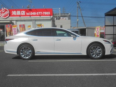 LEXUS LS - 9